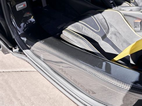 Used 2022 McLaren 720S Spider image 44