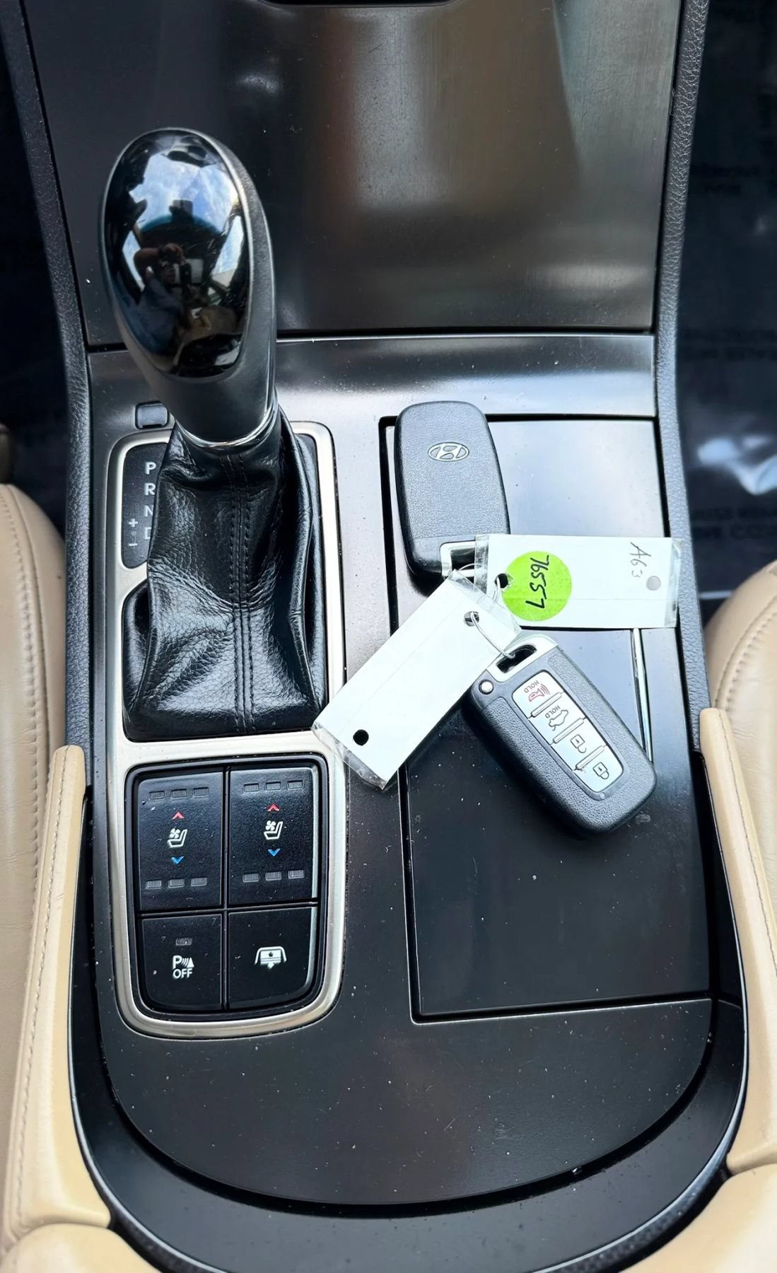 Used 2013 Hyundai Azera w/ Technology Pkg FWD image 20