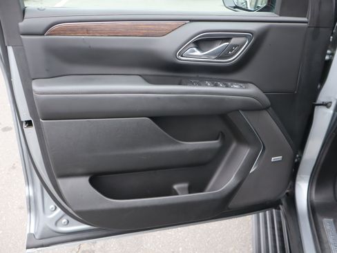 Certified 2024 Chevrolet Suburban High Country image 17