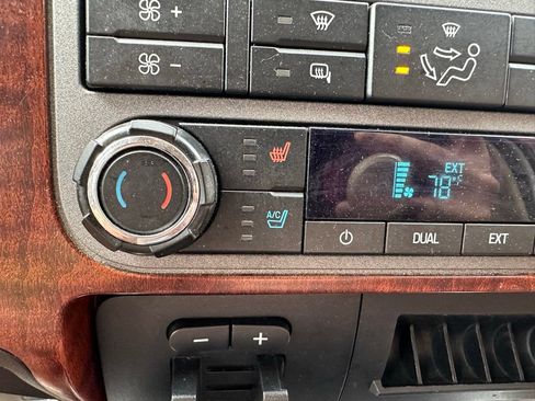 Used 2011 Ford F250 King Ranch w/ King Ranch w/Chrome Pkg AWD/4WD image 21