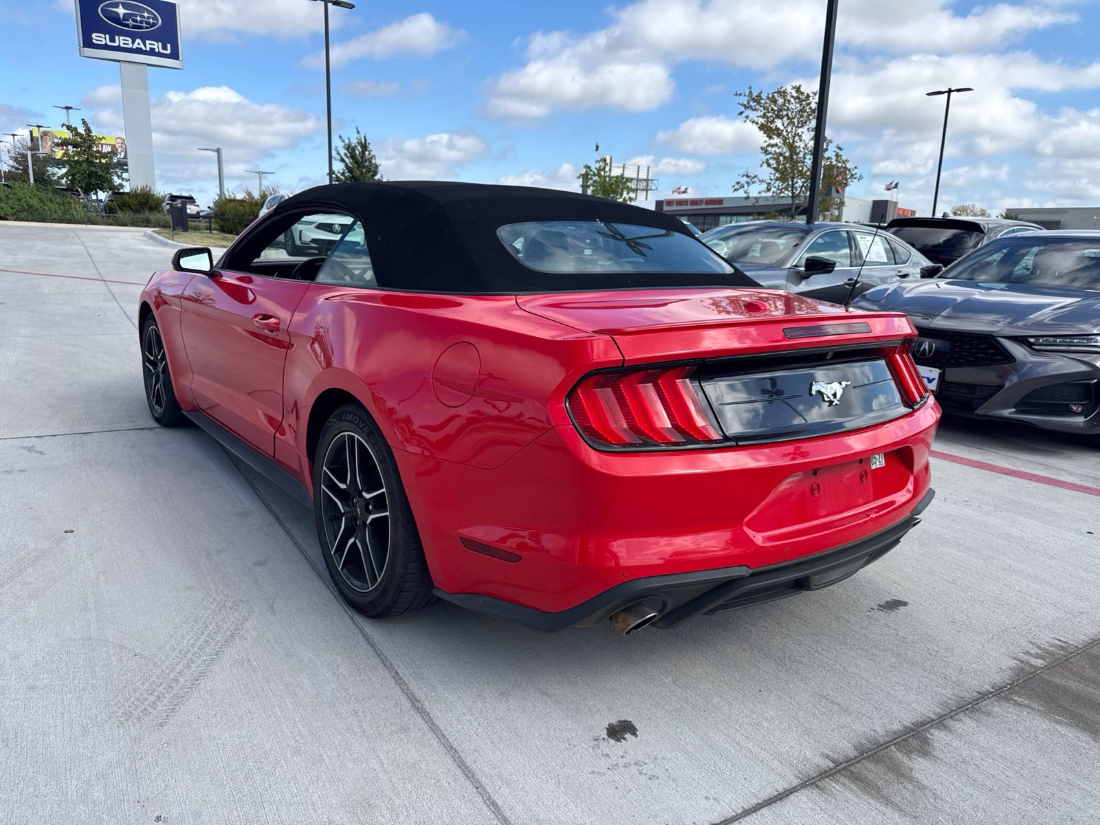 Used 2023 Ford Mustang Premium RWD image 5