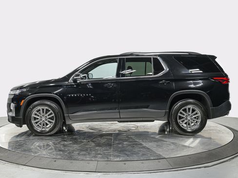 Used 2023 Chevrolet Traverse LT AWD/4WD image 2