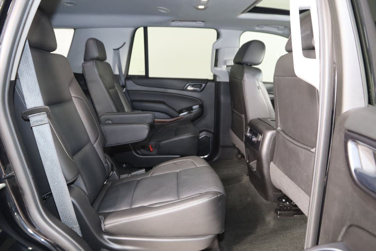 Used 2018 GMC Yukon SLT w/ HD Trailering Package AWD/4WD image 14