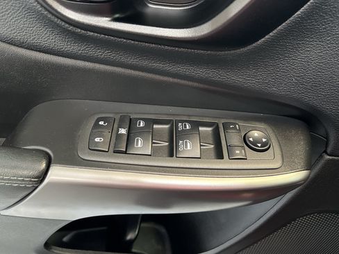 Used 2022 Jeep Cherokee Latitude Lux FWD image 29