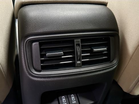 Used 2018 Honda CR-V EX image 26