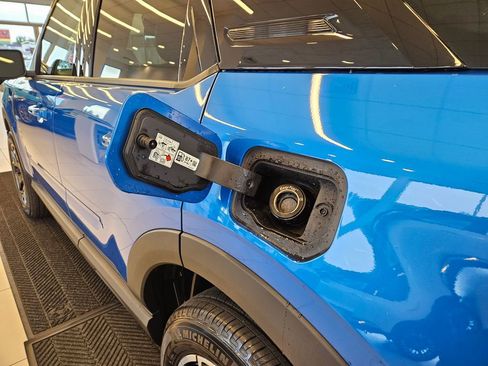 Used 2025 Ford Bronco Sport Outer Banks w/ Outer Banks Tech Package+ AWD/4WD image 33