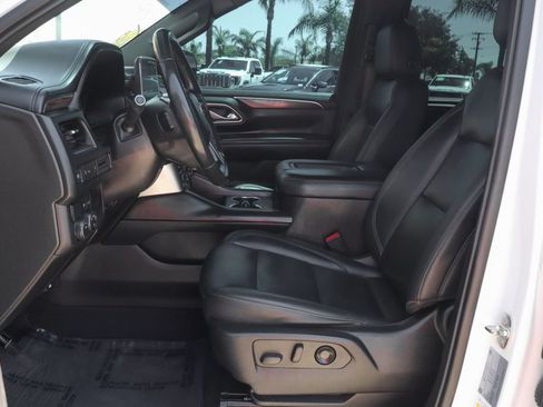 Used 2021 Chevrolet Suburban LT RWD image 22