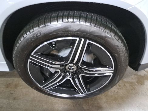 New 2026 Mercedes-Benz GLE 450 4MATIC Coupe image 35