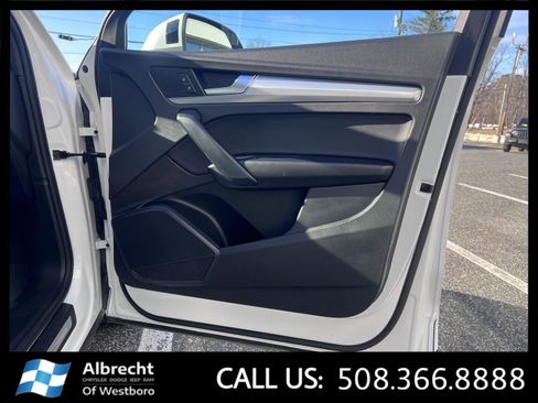 Used 2025 Audi Q5 2.0T Premium image 22