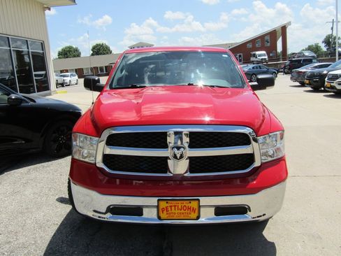 Used 2019 RAM 1500 Classic SLT w/ Luxury Group AWD/4WD image 13