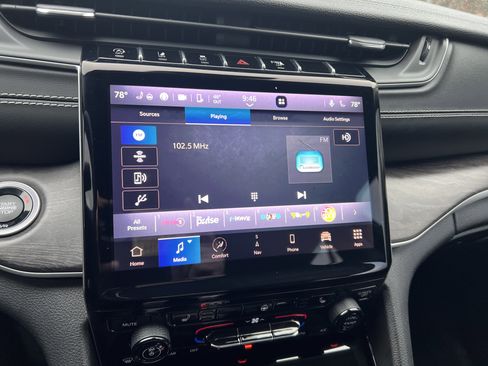 Used 2023 Jeep Grand Cherokee L Limited image 22