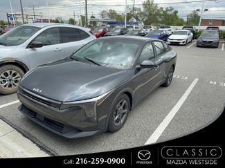 Used 2025 Kia K4 FWD video 1
