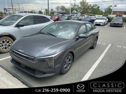 Used 2025 Kia K4 FWD image 1