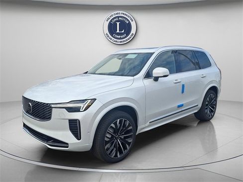 New 2025 Volvo XC90 B6 Plus w/ Protection Package Premier image 3