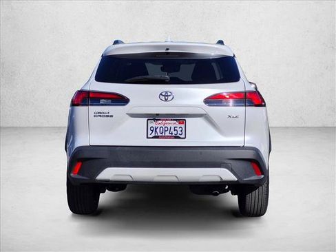 Used 2024 Toyota Corolla Cross XLE w/ Convenience Package FWD image 7