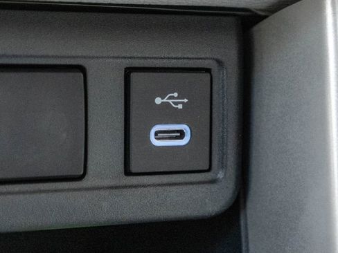 Certified 2023 Toyota Corolla Cross LE image 25