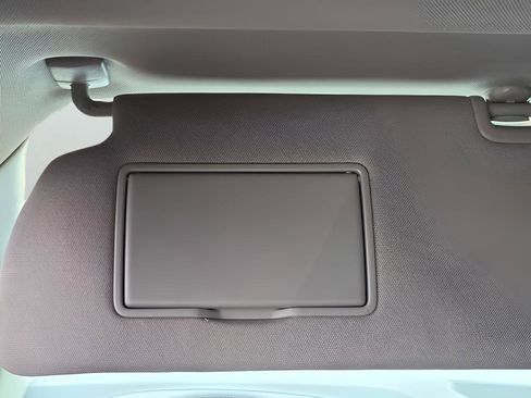 Used 2022 Nissan Frontier S w/ Technology Package RWD image 30