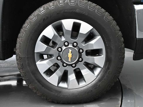 Used 2024 Chevrolet Silverado 2500 LT w/ All Star Edition AWD/4WD image 10
