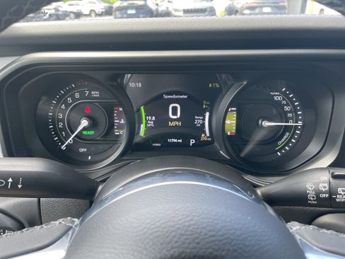 Certified 2025 Jeep Wrangler Unlimited Sahara AWD/4WD image 47
