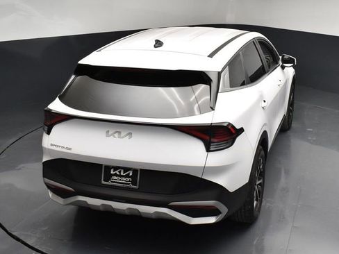 Used 2025 Kia Sportage EX FWD image 46