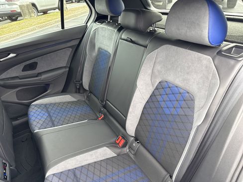 Used 2025 Volkswagen Golf R Black Edition image 30