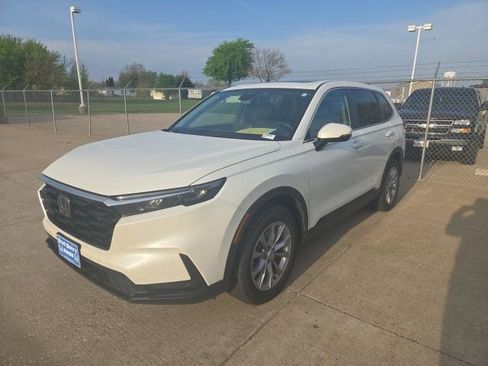 Used 2025 Honda CR-V EX-L image 4