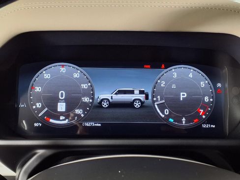 Used 2024 Land Rover Defender 110 S AWD/4WD image 30