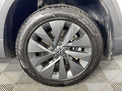 Used 2023 Volkswagen Taos S image 48