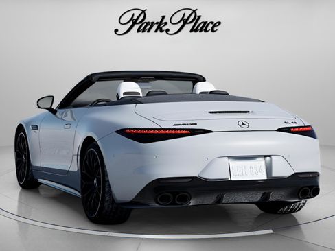 New 2026 Mercedes-Benz SL 43 AMG image 13