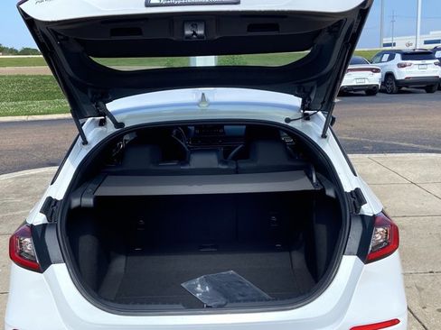Used 2023 Honda Civic Sport image 26