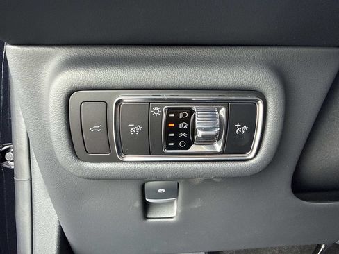 New 2026 Lincoln Nautilus Reserve w/ Jet Appearance Package AWD/4WD image 32