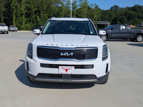 Used 2022 Kia Telluride EX w/ EX Premium Package FWD image 8