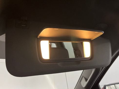 Used 2025 GMC Sierra 1500 SLT w/ SLT Premium Package image 40