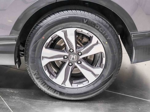 Used 2017 Honda CR-V LX image 9