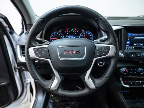 Used 2023 GMC Terrain SLE w/ Driver Convenience Package AWD/4WD image 16