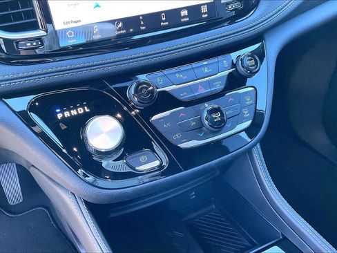 New 2026 Chrysler Pacifica Limited w/ S Appearance Package image 17