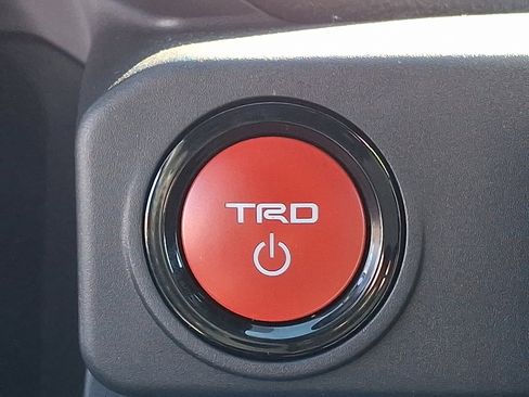Certified 2025 Toyota Tacoma TRD Sport image 23