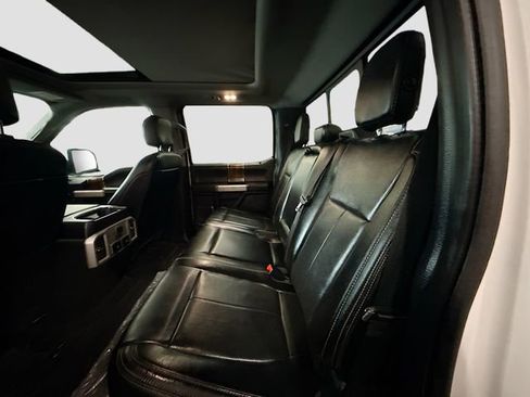 Used 2019 Ford F150 Lariat w/ Equipment Group 502A Luxury image 26