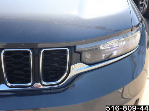 Used 2021 Jeep Grand Cherokee L Laredo w/ Luxury Tech Group I image 9