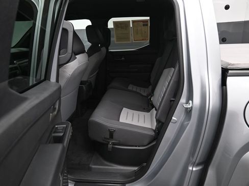 Certified 2025 Toyota Tacoma TRD Sport AWD/4WD image 27