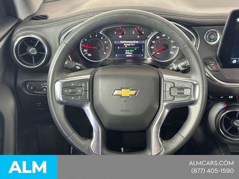 Used 2025 Chevrolet Blazer LT FWD image 27
