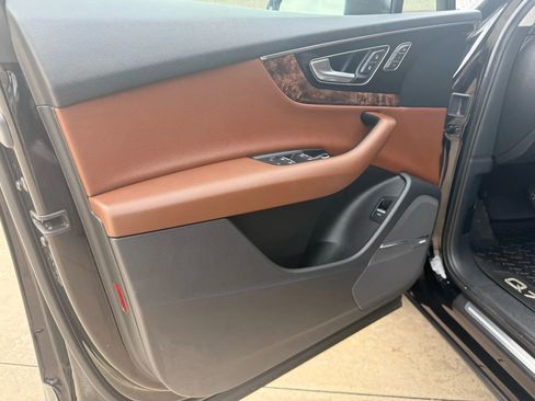 Used 2018 Audi Q7 3.0T Premium Plus image 9
