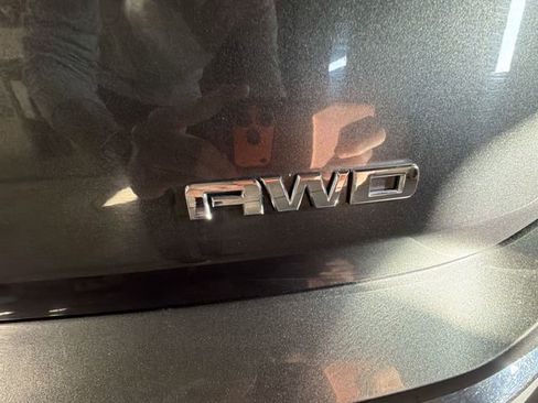 Used 2021 GMC Terrain SLT image 28