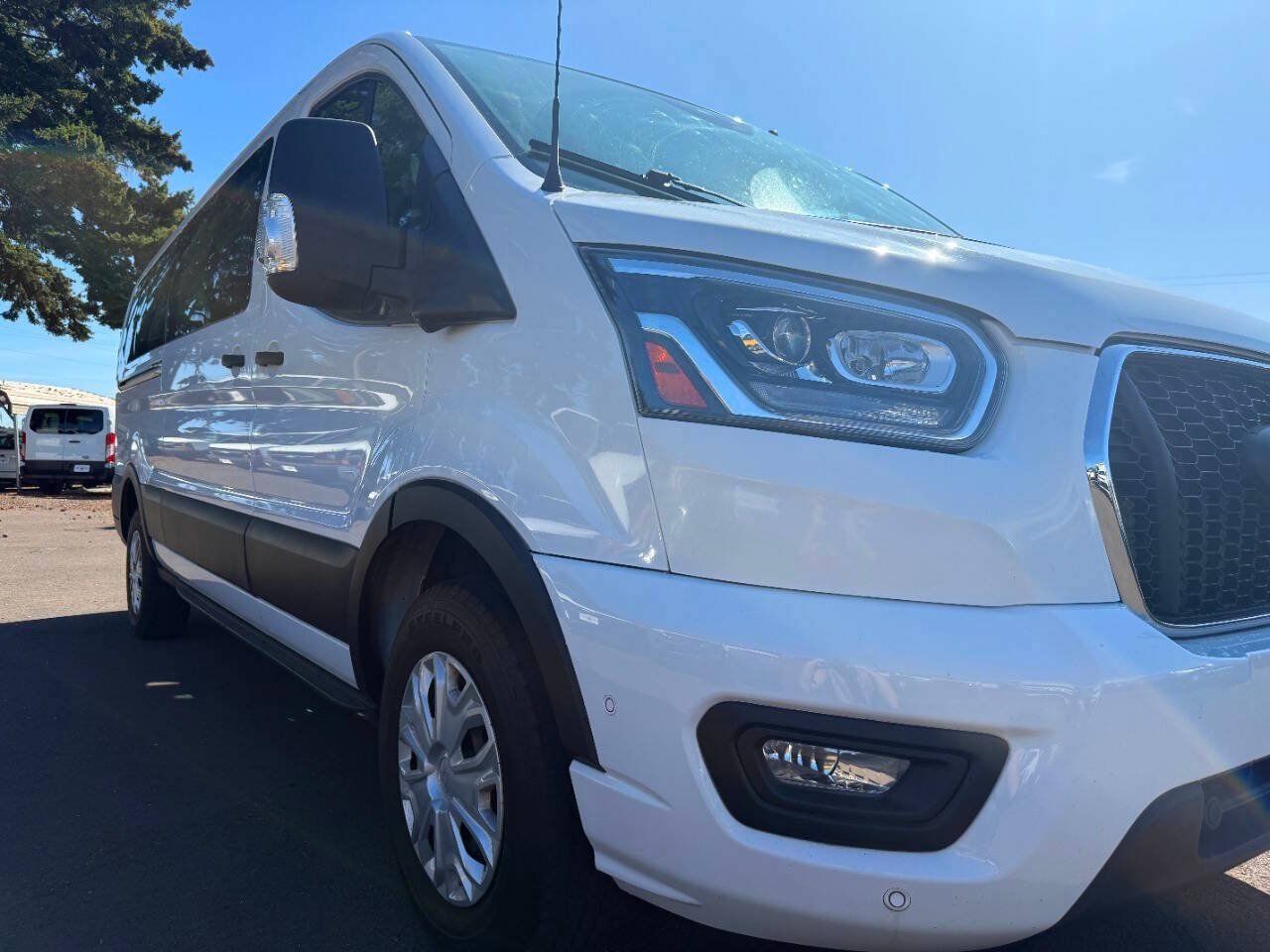 Used 2024 Ford Transit 350 XLT RWD image 31