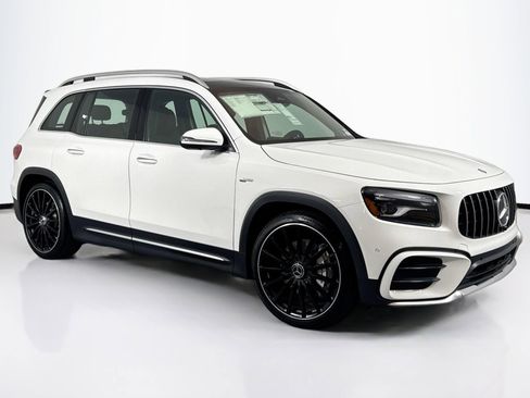 New 2025 Mercedes-Benz GLB 35 AMG 4MATIC image 3