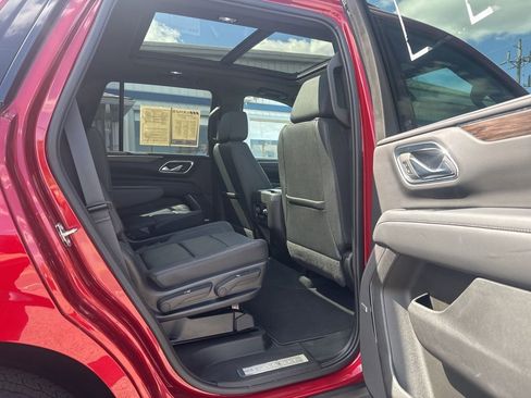 Used 2023 Chevrolet Tahoe Z71 w/ Z71 Off-Road Package AWD/4WD image 20