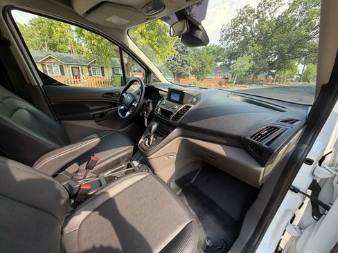 Used 2019 Ford Transit Connect XL FWD image 16