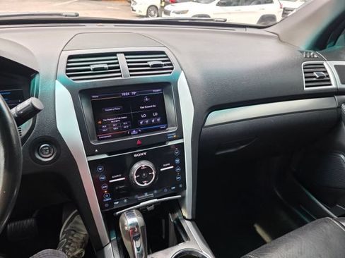 Used 2013 Ford Explorer Sport AWD/4WD image 16