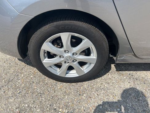 Used 2010 MAZDA MAZDA3 i Touring image 20