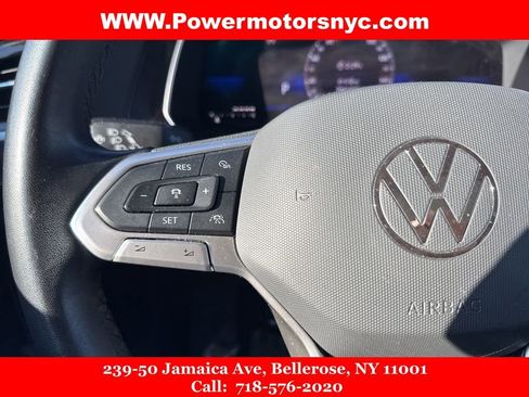 Used 2022 Volkswagen Jetta SE image 33